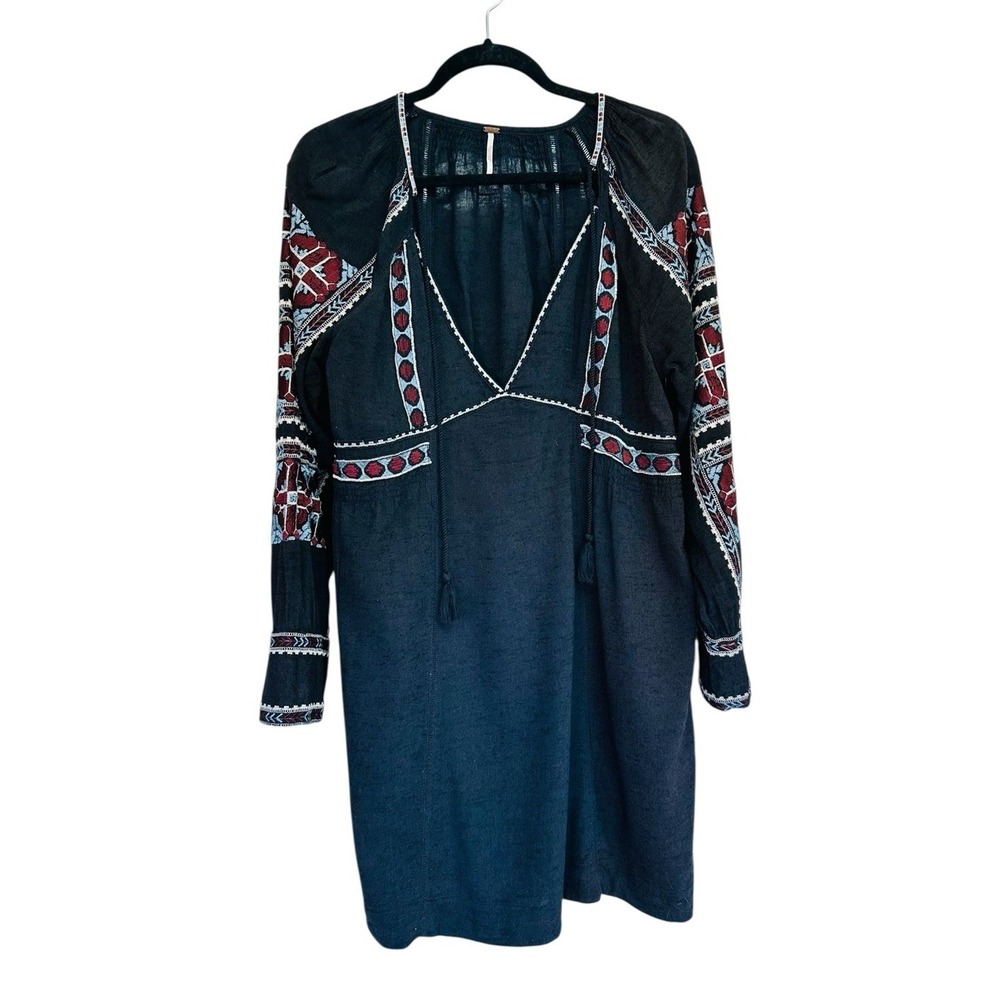 Free People All My Life Embroidered Mini Tunic Black Dress V Neck Size M Boho
